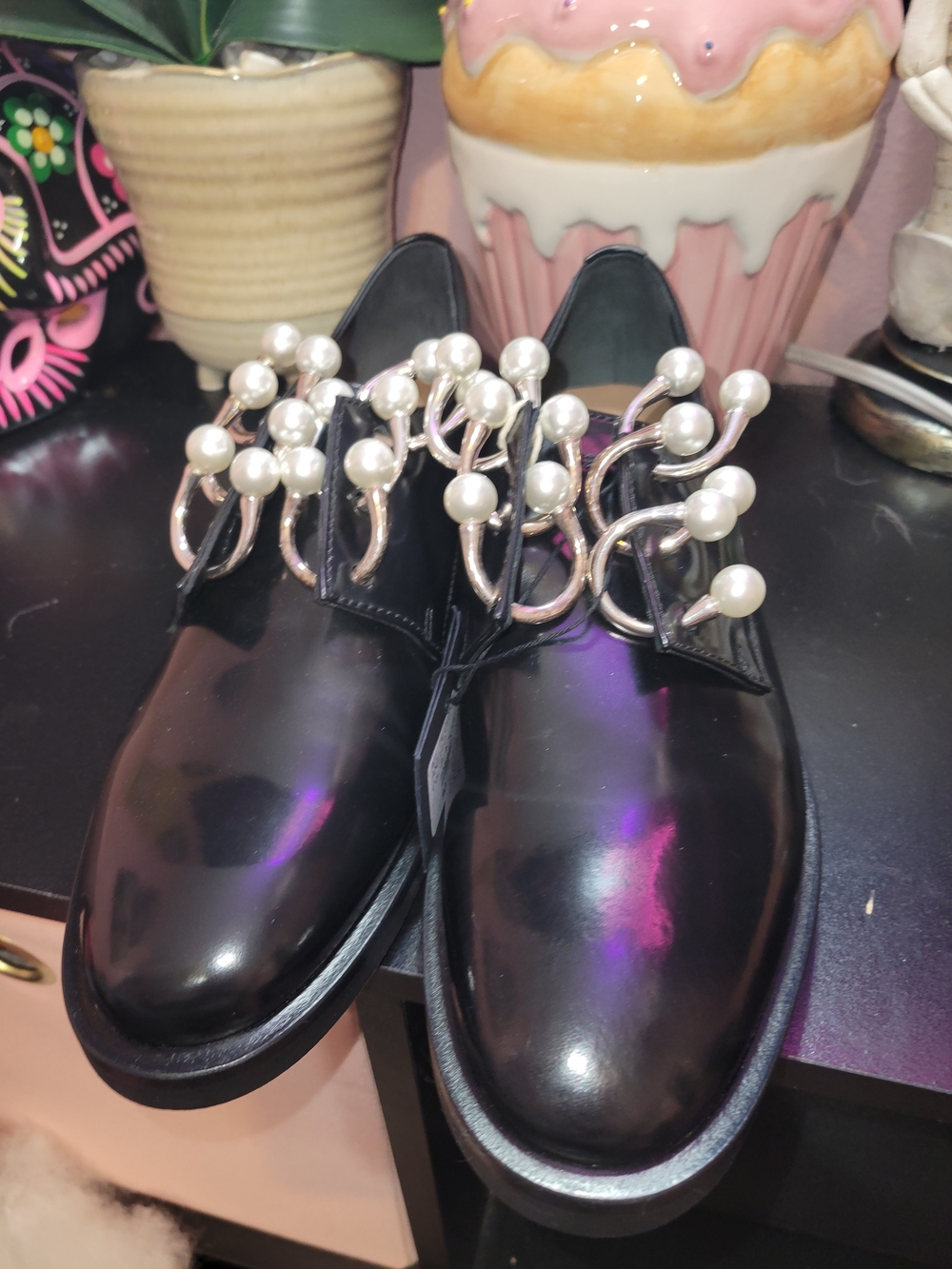 Coliac Black Patent Leather Pearl-Embellished Oxfords